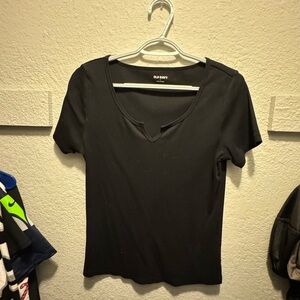 Old Navy Black Keyhole tee